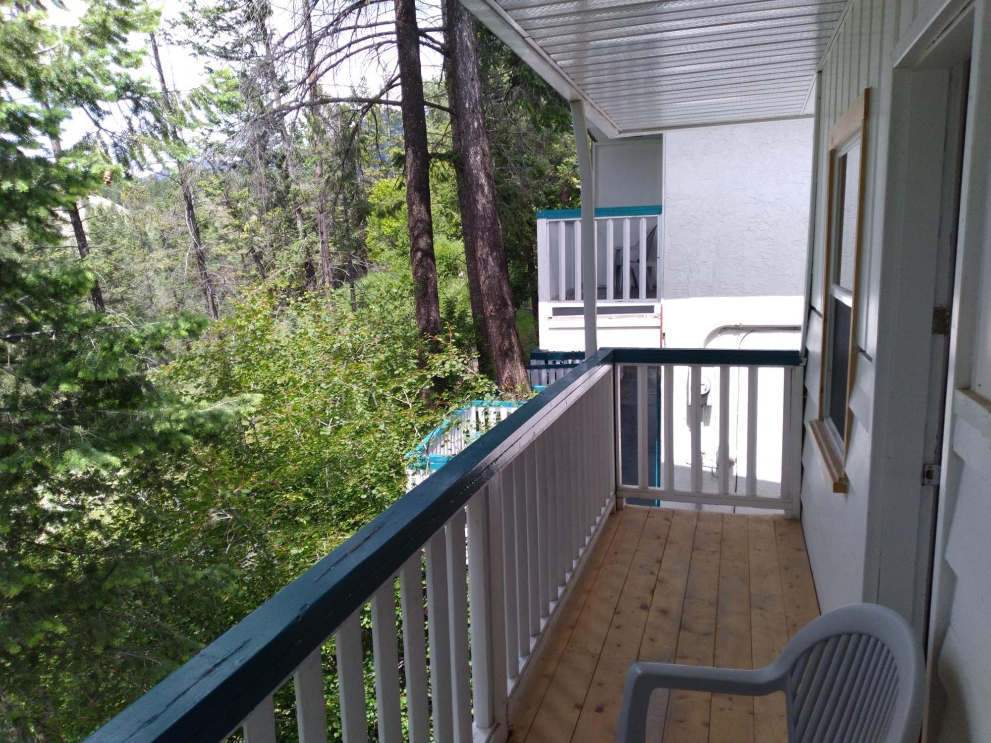 Appletree Inn Radium Hot Springs Eksteriør bilde